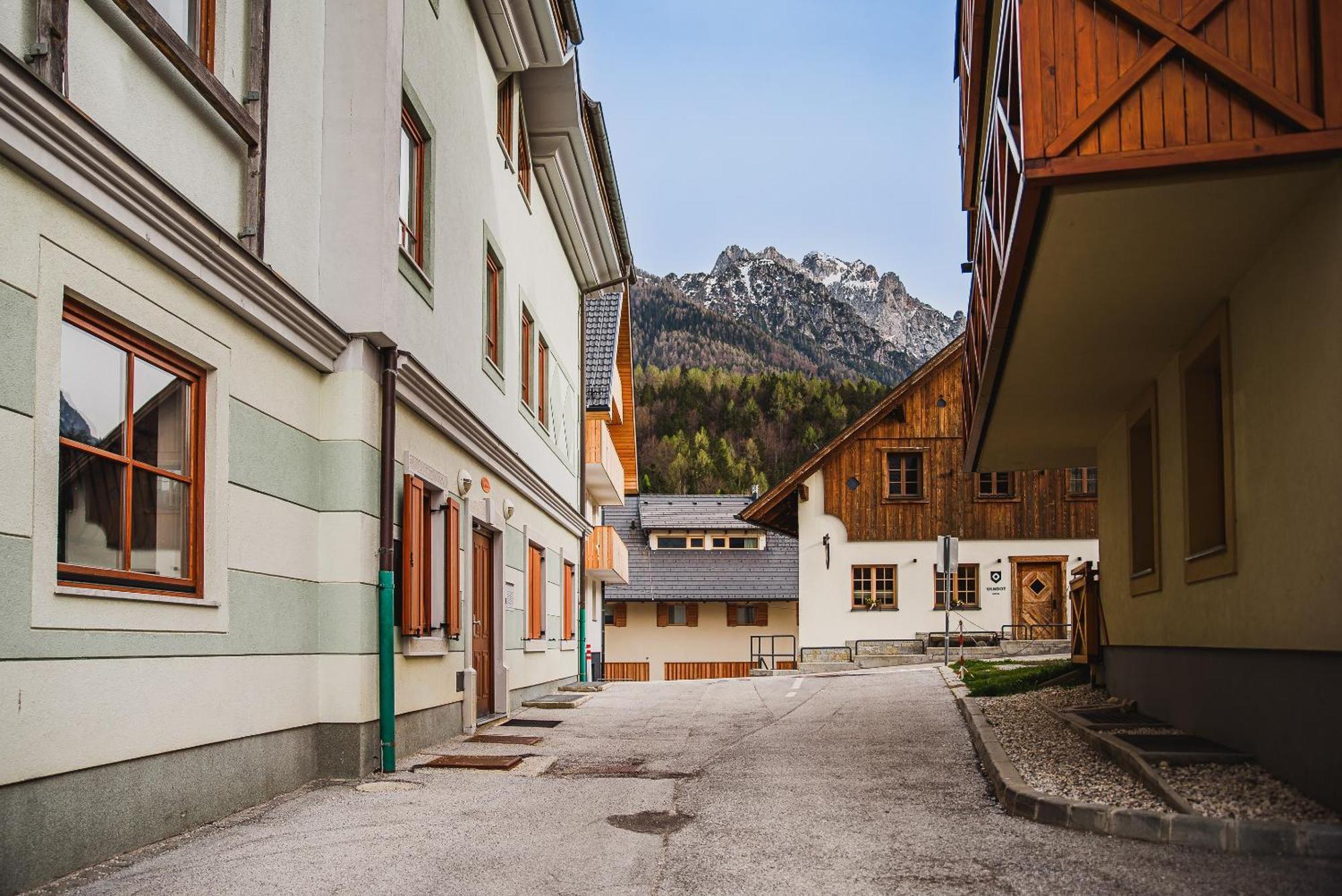 Apartments Slavec With Free Onsite Parking Kranjska Gora Εξωτερικό φωτογραφία