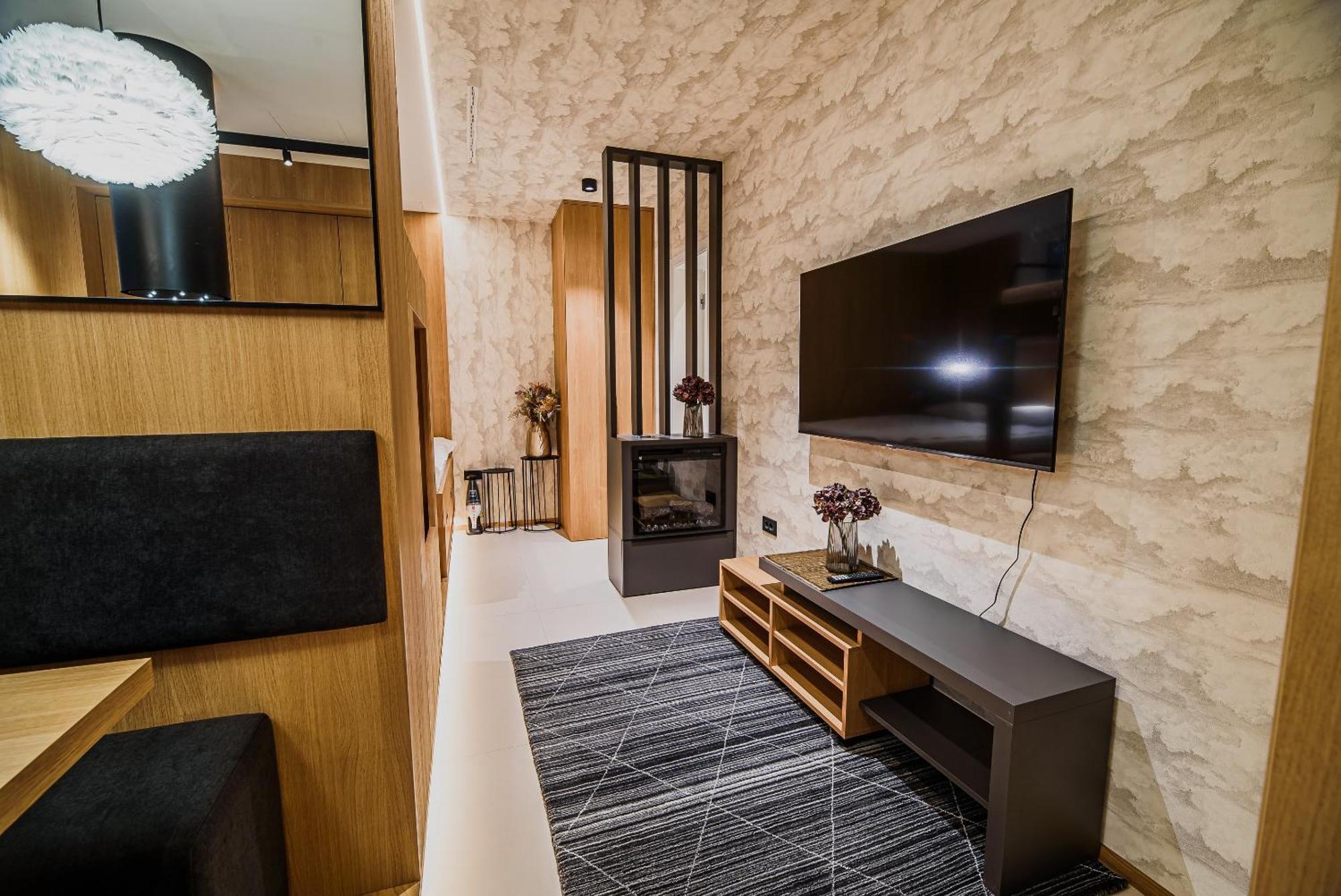 Apartments Slavec With Free Onsite Parking Kranjska Gora Εξωτερικό φωτογραφία